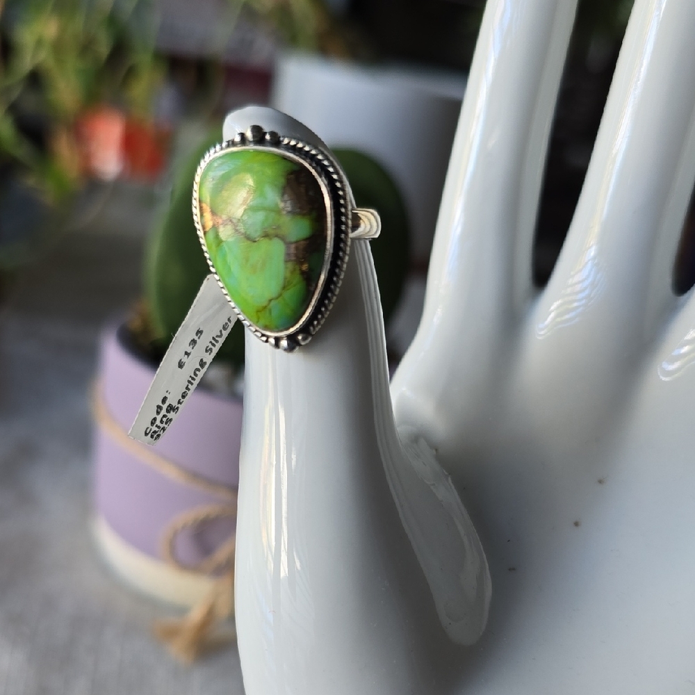 925 Sterling Silver~Green Dahlia Turquoise Ring~Size 6
